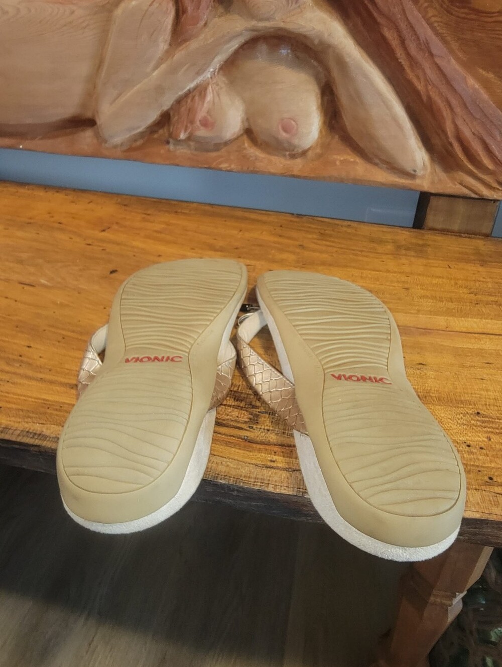 Vionic Bella Size 12 Metallic Rose Gold Bow Thong Sandals - Picture 5 of 7